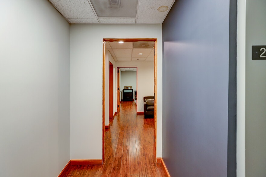 More Photos Of 155 El Camino Real, Tustin Office For Lease