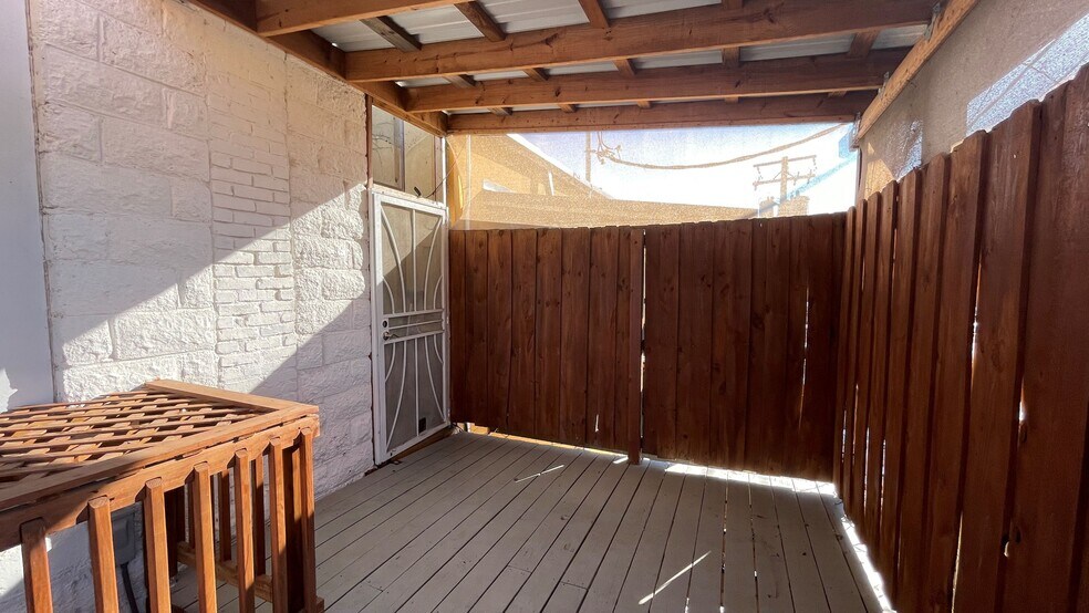 More Photos Of 415 N Muskogee Ave, Tahlequah Storefront Retail Residential For Sale