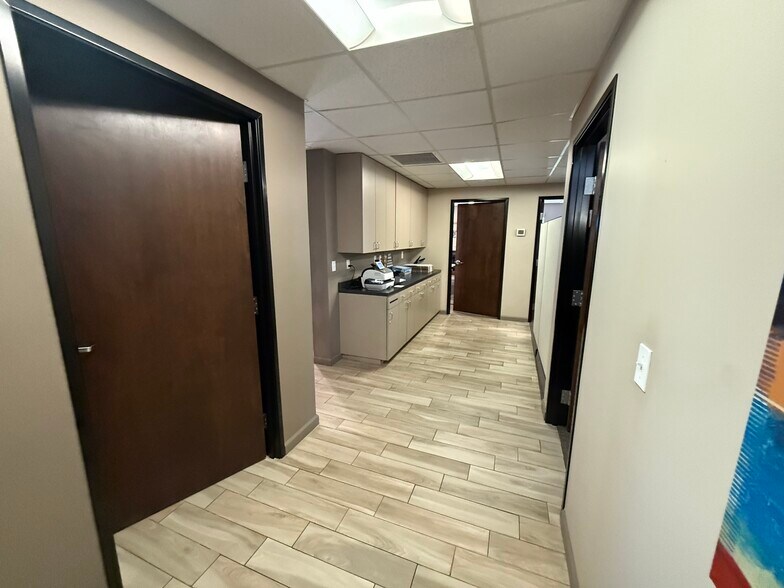 More Photos Of 402 E Southern Ave, Tempe Office For Lease