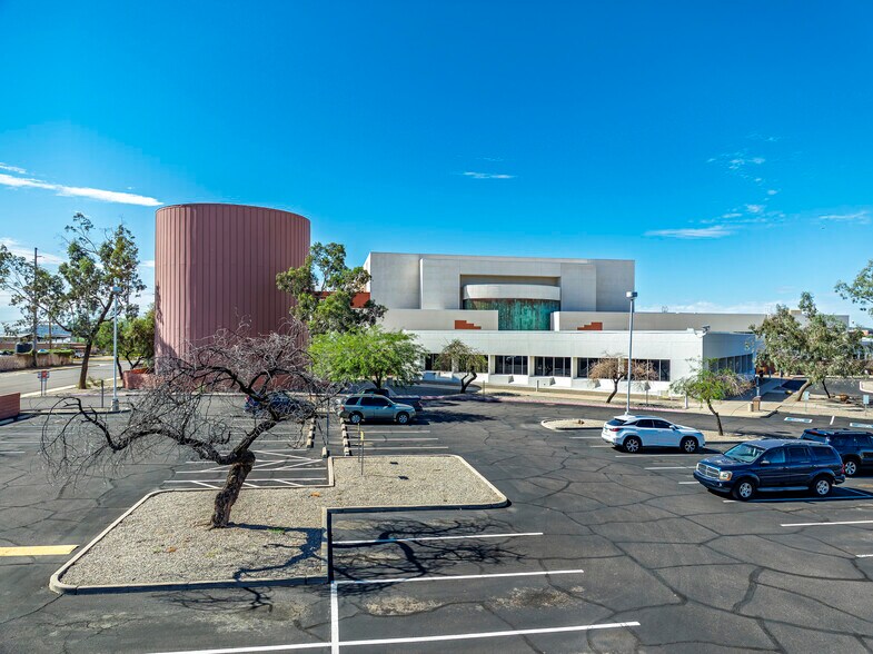More Photos Of 22600 N 19th Ave, Phoenix Manufacturing For Lease