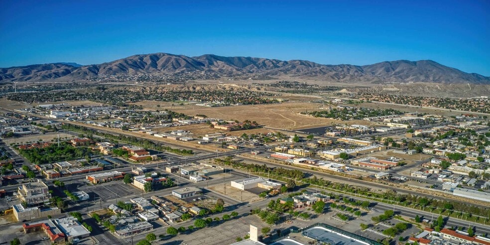 More Photos Of SWC of West Ave 0 & 10th St W, Palmdale General Retail For Lease
