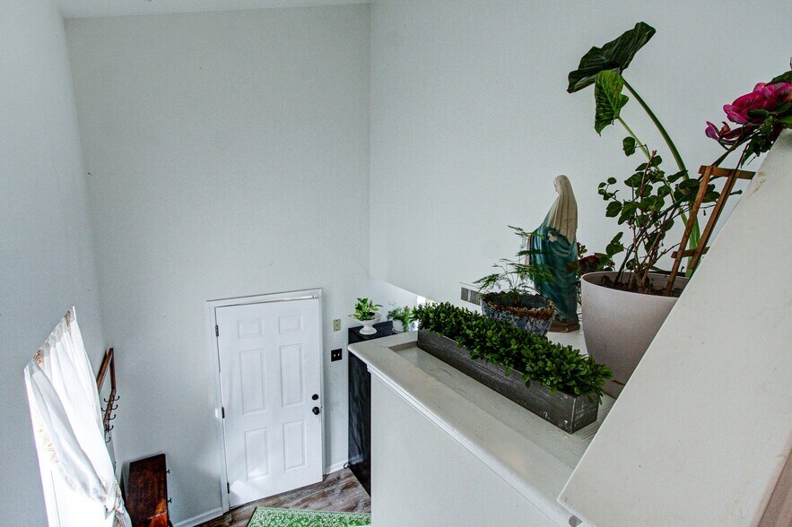 More Photos Of 3328 Huntingdon Pike, Huntingdon Valley Service For Sale