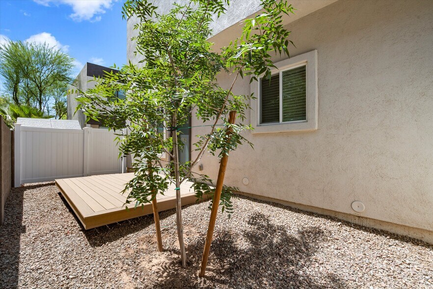 More Photos Of , Phoenix Multifamily For Sale