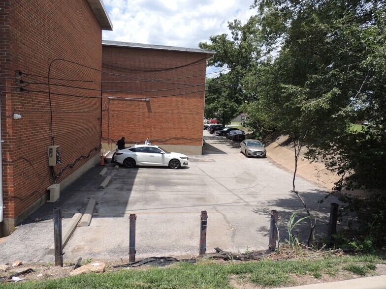 More Photos Of 2350-2358 Mccausland Ave, Saint Louis Apartments For Sale