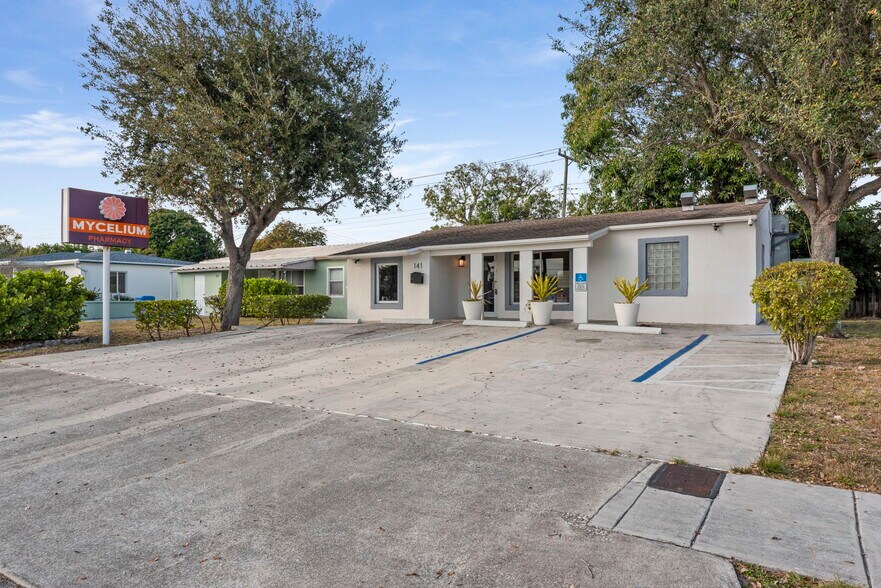 More Photos Of 141 E Commercial Blvd, Oakland Park Office For Sale