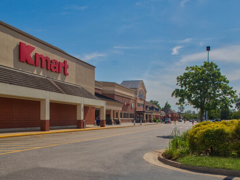 More Photos Of 5007 Victory Blvd, Yorktown General Retail For Lease