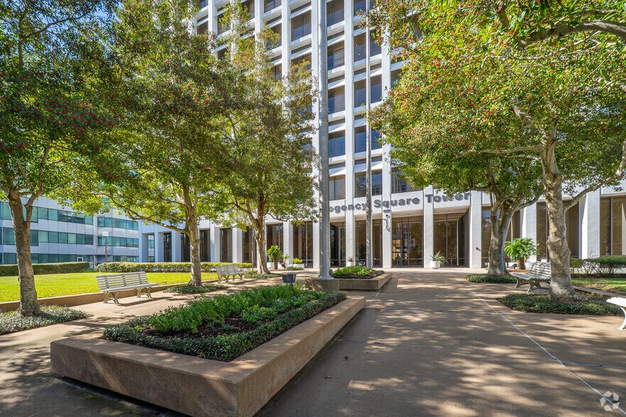 More Photos Of 6200 Savoy Dr, Houston Office For Lease