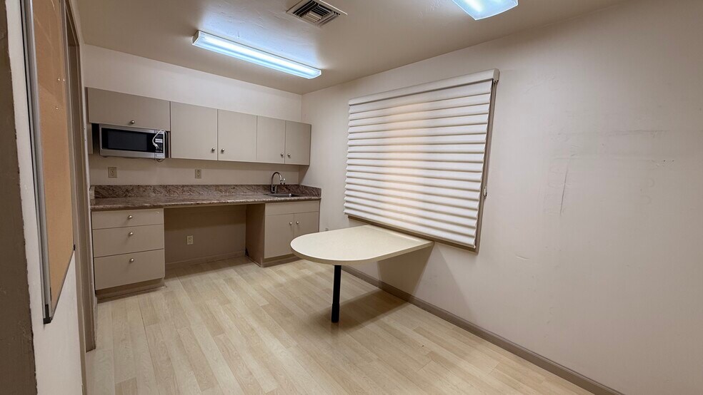 More Photos Of 3311 Mission Dr, Santa Cruz Medical For Sale