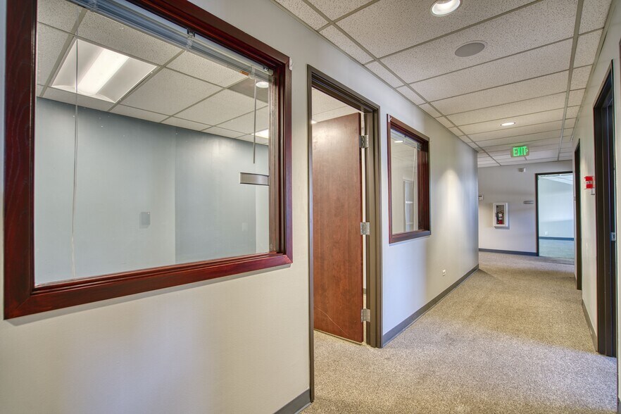 More Photos Of 2590 W 2nd Ave, Denver Flex For Lease