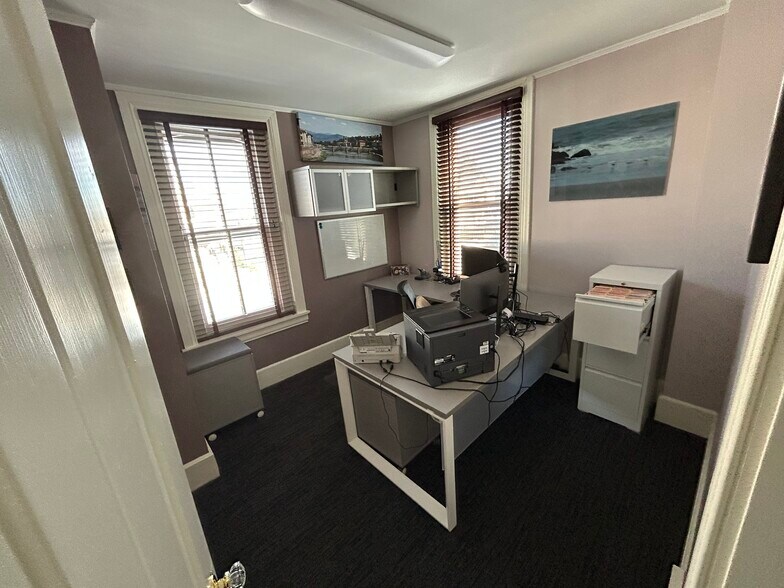 More Photos Of 566 Main St, Royersford Office For Sale
