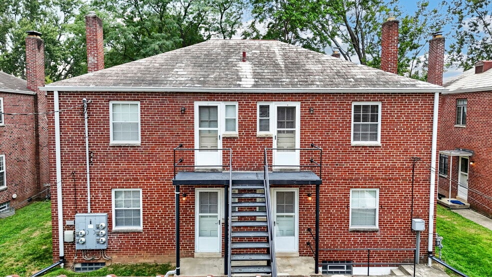 More Photos Of 802 Kenwick Rd, Columbus Apartments For Sale
