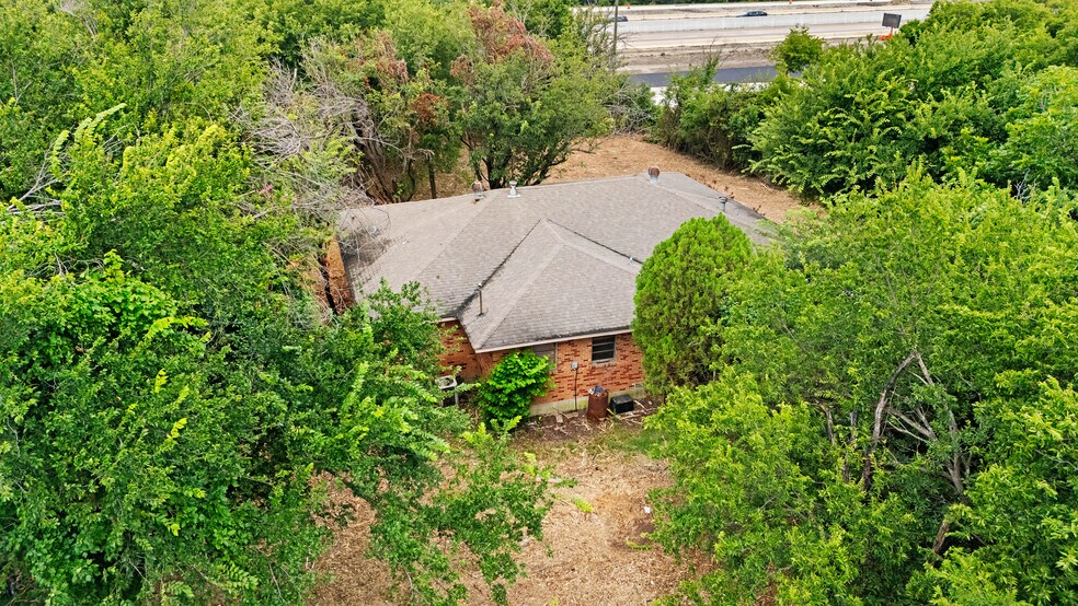 More Photos Of 410 Ellis Ave, Red Oak Land For Lease