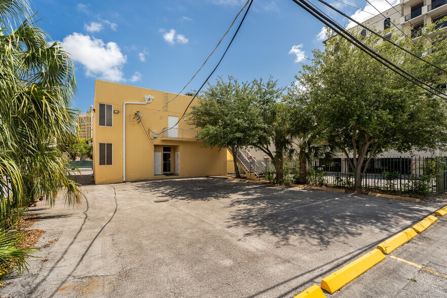 More Photos Of 117 Majorca Ave, Coral Gables Office For Sale