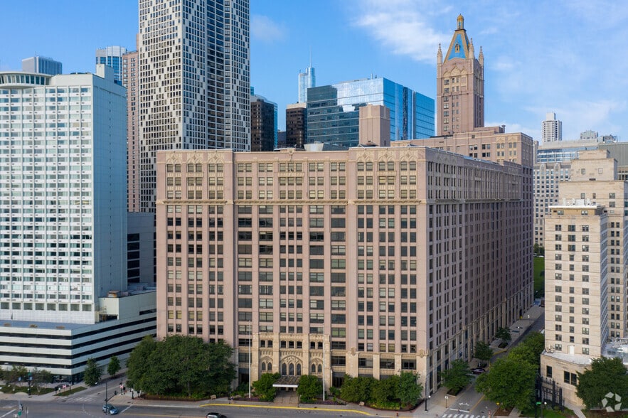 More Photos Of 680 N Lake Shore Dr, Chicago Medical For Lease