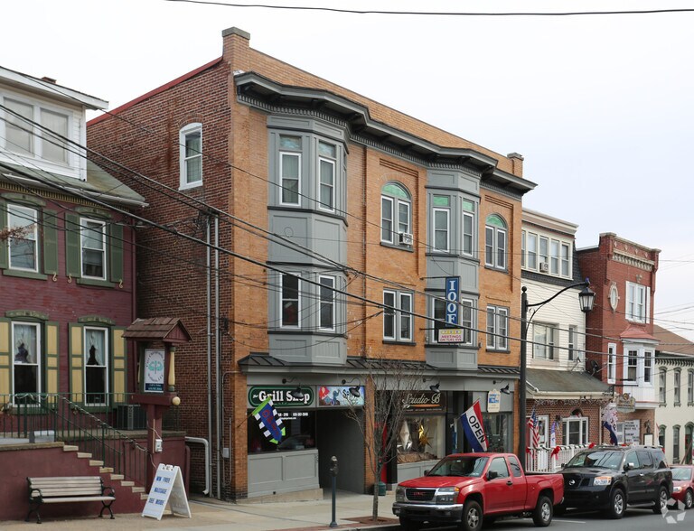 Primary Photo Of 35-39 E Philadelphia Ave, Boyertown Storefront Retail Residential For Lease