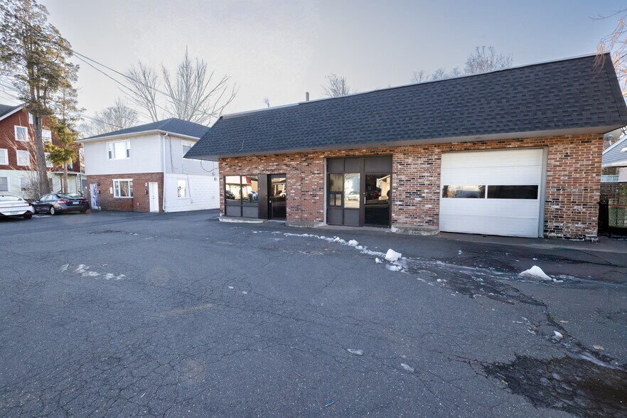 More Photos Of 159 Park St, Bristol Office For Sale