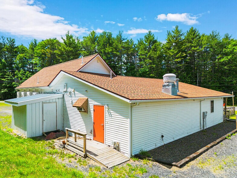 More Photos Of 205 W Main St, Liberty Restaurant For Sale