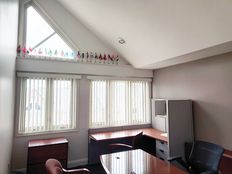 More Photos Of 5641-5699 Columbia Pike, Falls Church Medical For Lease