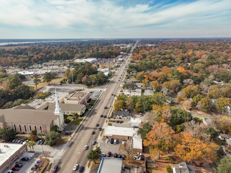 More Photos Of 932 Savannah Hwy, Charleston Freestanding For Lease