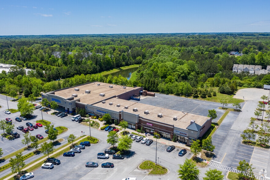 More Photos Of 6175 Old National Hwy, Atlanta Unknown For Lease