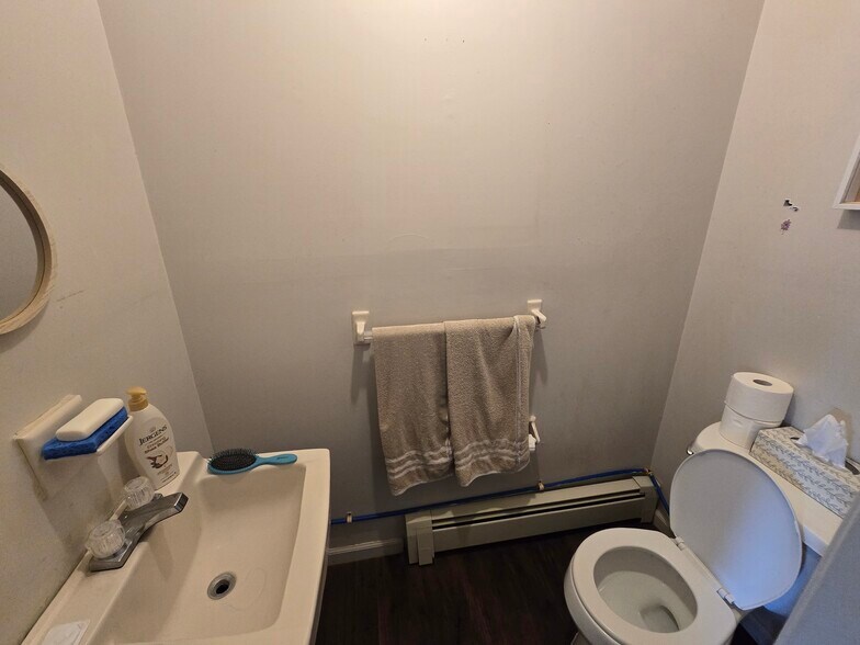 More Photos Of 288 W Clinton St, Dover Apartments For Sale