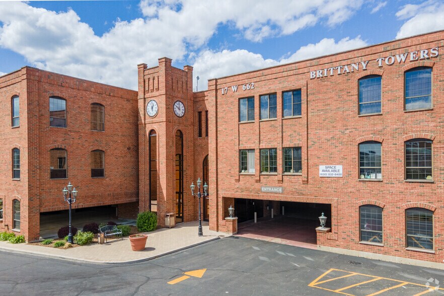 Primary Photo Of 17W662 Butterfield Rd, Oakbrook Terrace Business Park For Lease