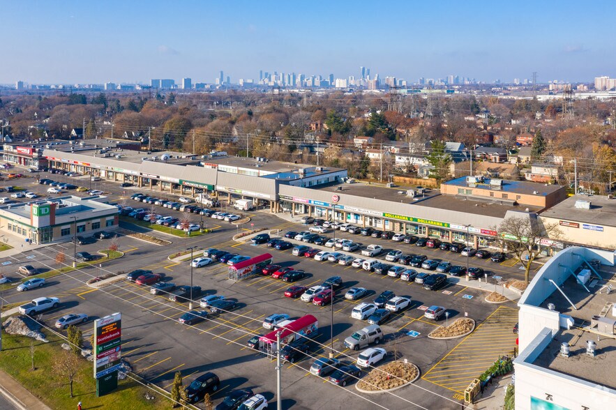 More Photos Of 1077 N Service Rd, Mississauga General Retail For Lease