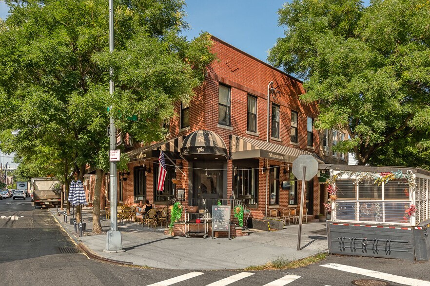 More Photos Of 1801 26th Rd, Astoria Restaurant For Sale