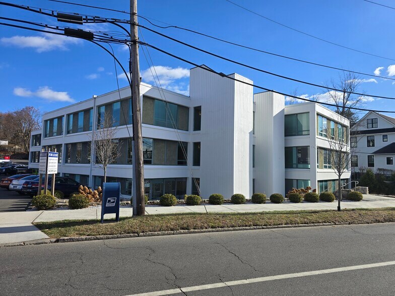Primary Photo Of 83 East Ave, Norwalk Medical For Lease