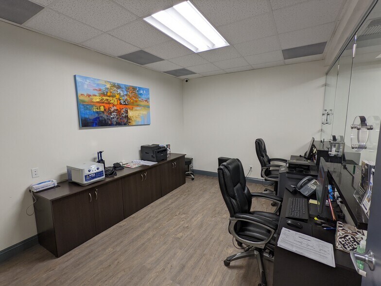 More Photos Of 10807 Laurel St, Rancho Cucamonga Medical For Lease