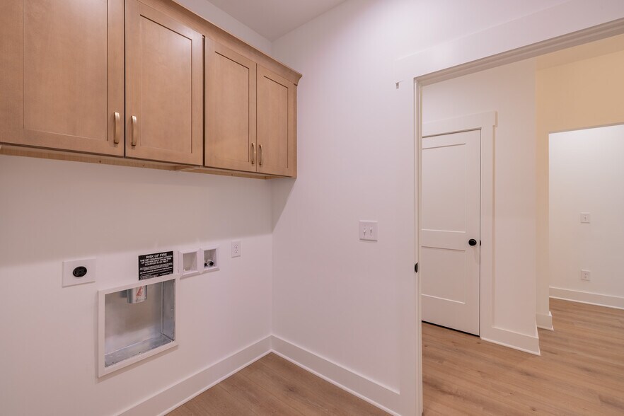 More Photos Of 1519 Carroll Creek Rd, Johnson City Multifamily For Sale