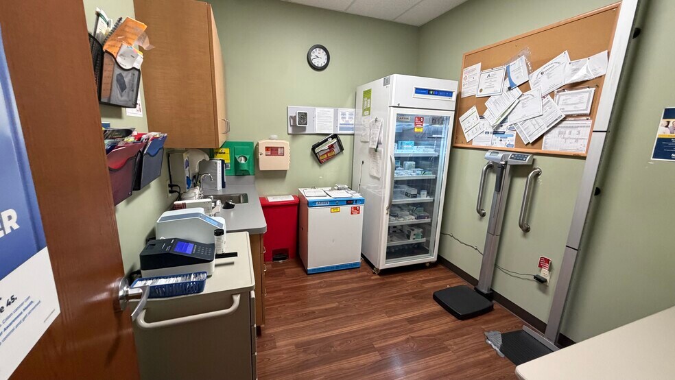 More Photos Of 4379 Easton Ave, Bethlehem Medical For Lease