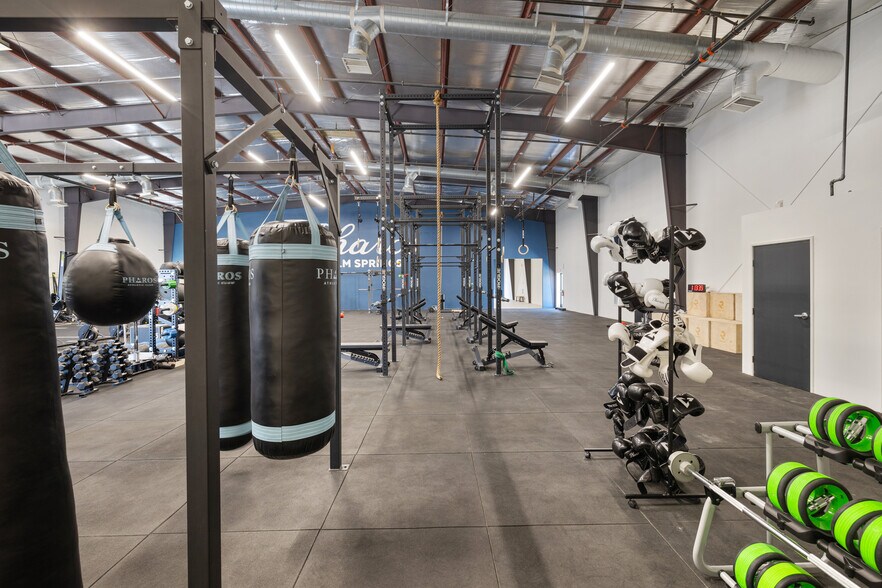 More Photos Of 3455 N Indian Canyon Dr, Palm Springs Unknown For Lease