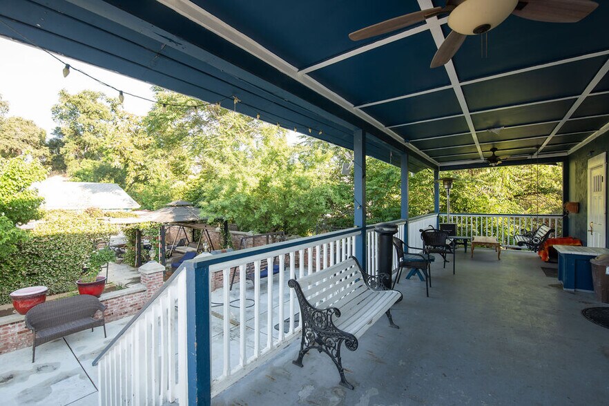 More Photos Of 18239 Main St, Jamestown Hotel For Sale