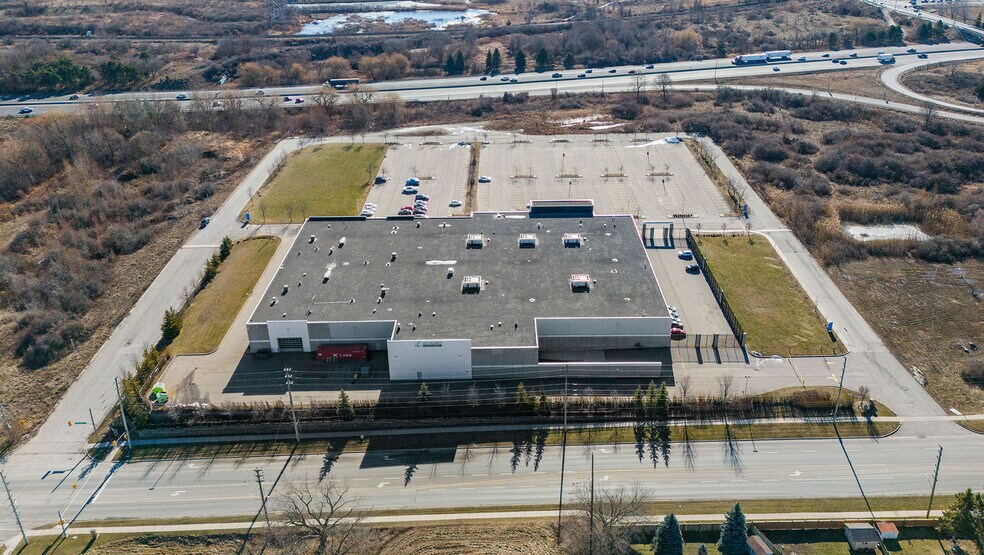 More Photos Of 205 Baseline Rd W, Clarington Freestanding For Sale