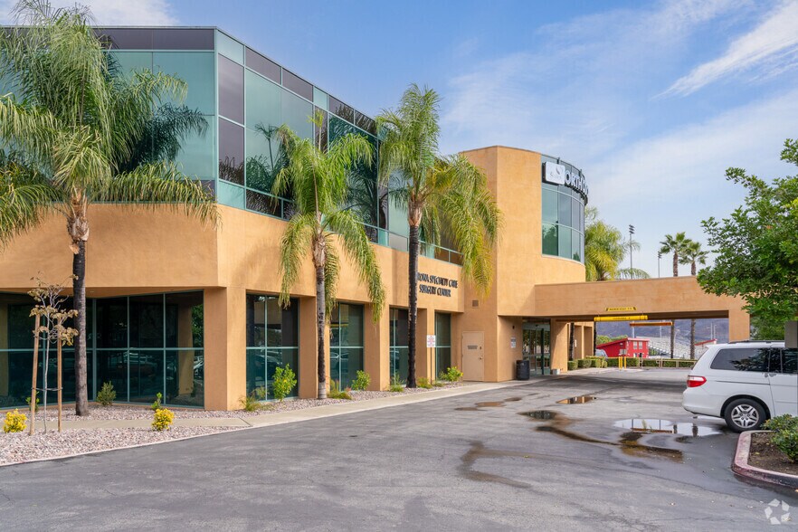 More Photos Of 1810 Fullerton Ave, Corona Medical For Sale
