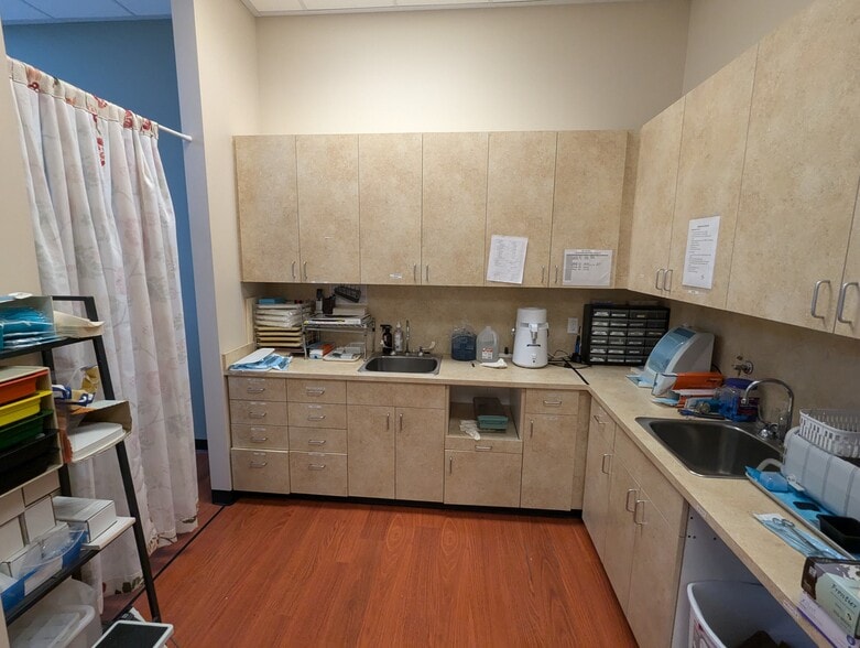 More Photos Of 3333 Rainier Ave S, Seattle Apartments For Lease
