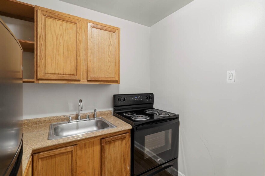 More Photos Of 3944 S 3rd St, Louisville Apartments For Sale