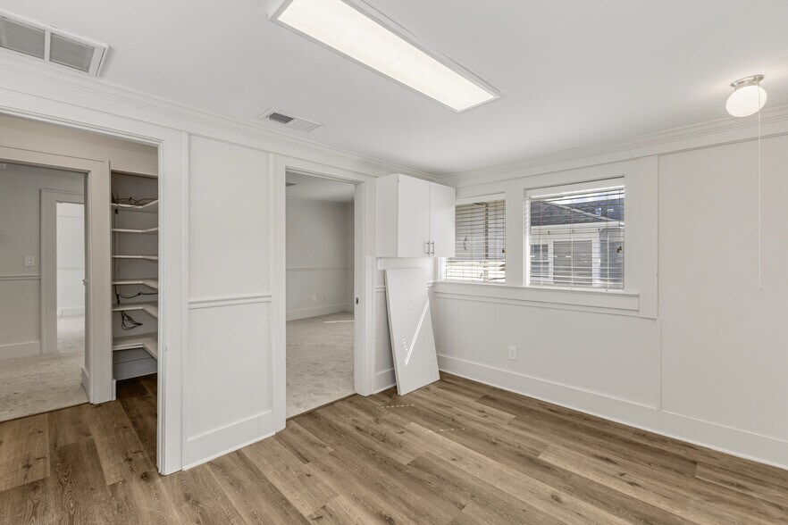 More Photos Of 138 E Gore St, Orlando Medical For Sale