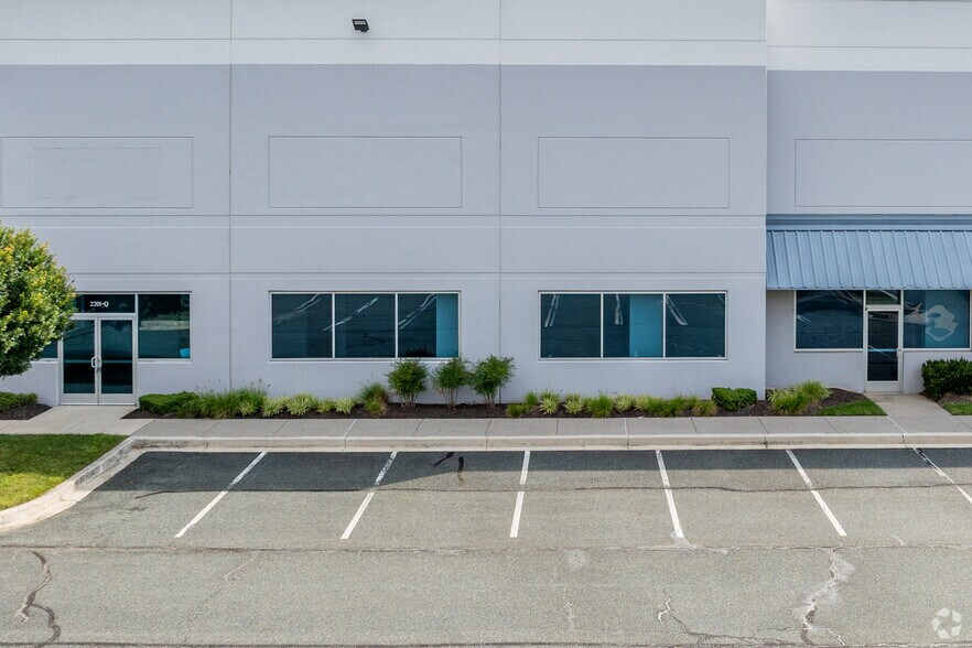More Photos Of 2201 Lakeside Blvd, Edgewood Warehouse For Lease