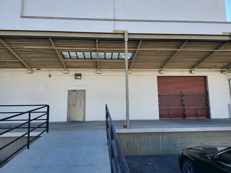 More Photos Of 4890 S Alameda St, Vernon Warehouse For Lease
