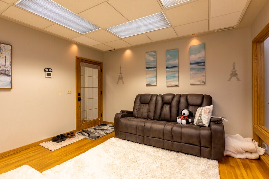 More Photos Of 422 Main St, Klamath Falls Office For Sale