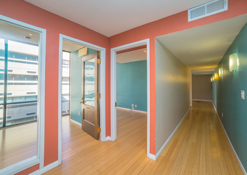 More Photos Of 220 Copper Ave NW, Albuquerque Office For Sale