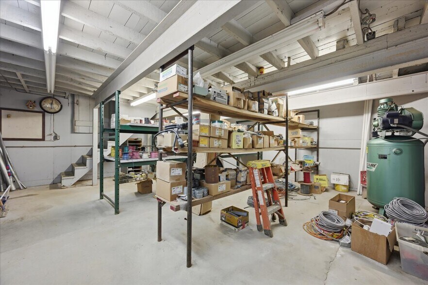 More Photos Of 17 Halls Mill Rd, Preston Manufacturing For Sale