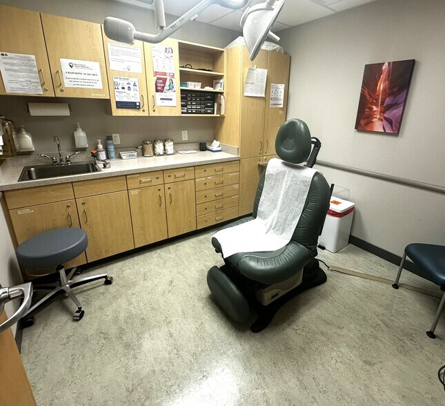 More Photos Of 455 Kokopelli Blvd, Fruita General Retail For Lease