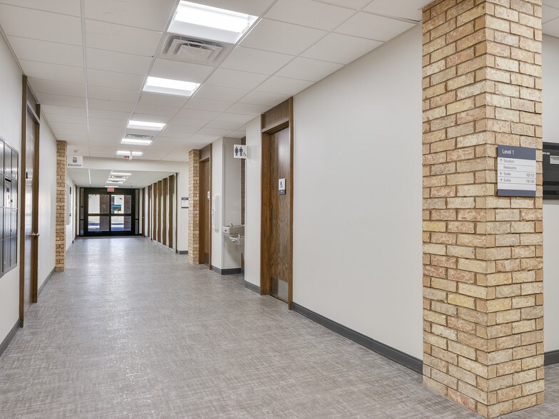 More Photos Of 2301 S Clear Creek Rd, Killeen Medical For Lease