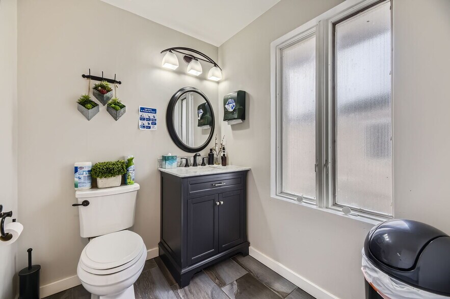 More Photos Of 1761 N Emerson St, Denver Loft Creative Space For Sale