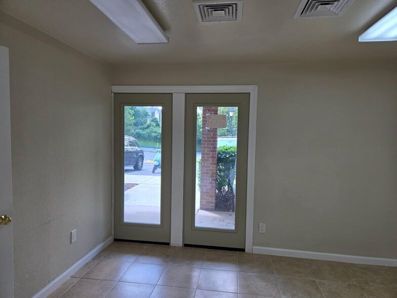 More Photos Of 1142-1148 Walker Rd, Great Falls Medical For Sale