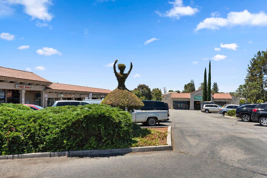 More Photos Of 950-1086 E Avienda Dlos Arboles, Thousand Oaks Unknown For Lease