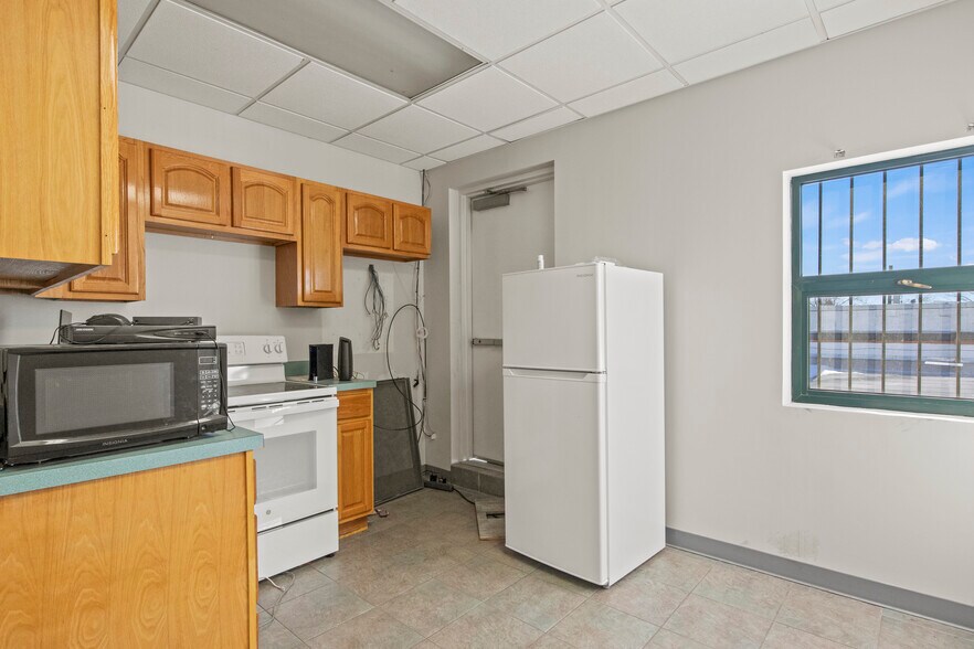 More Photos Of 18-12 128th St, College Point Warehouse For Sale